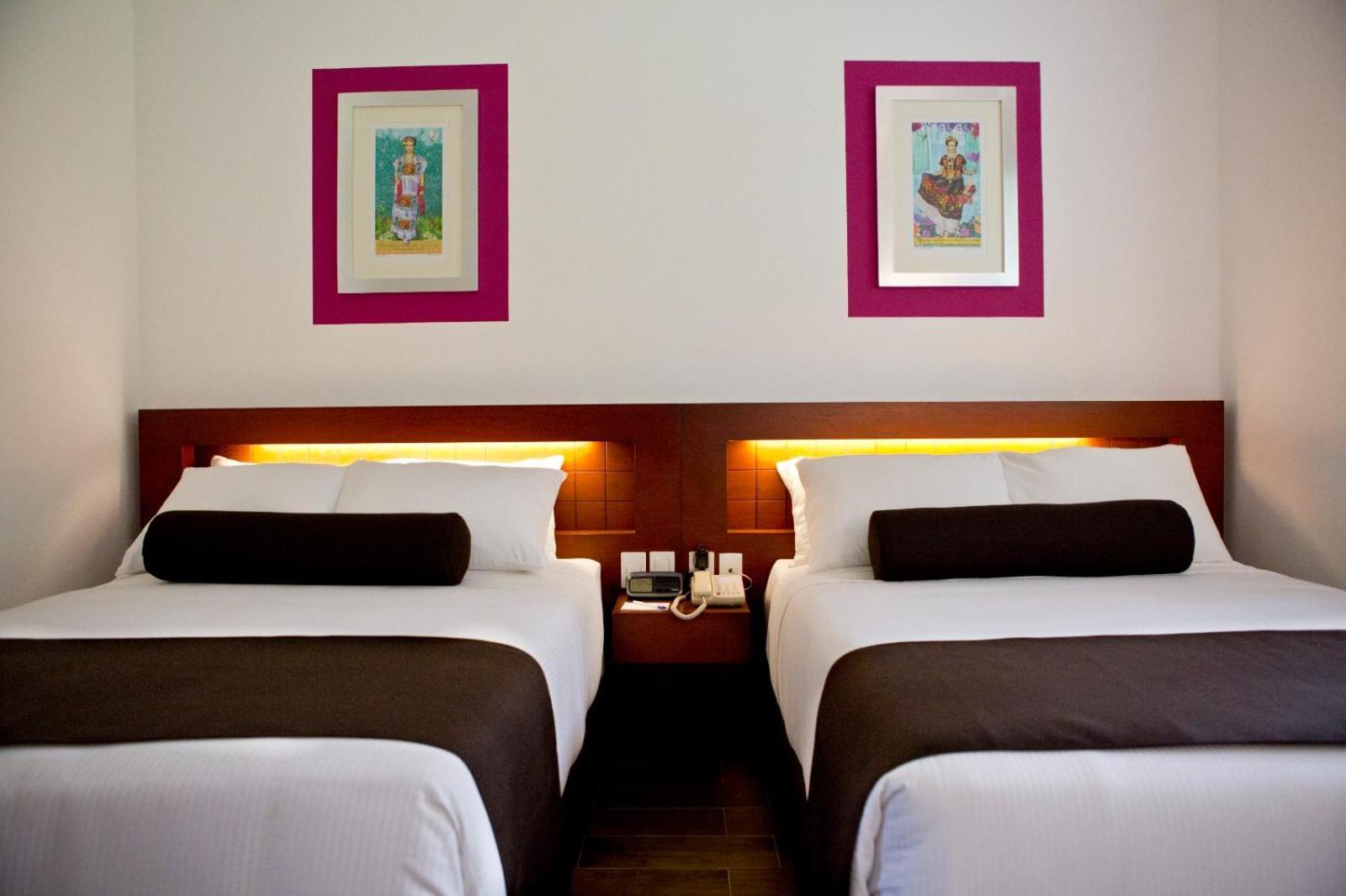 Radisson Hotel 쿠에르나바카 외부 사진